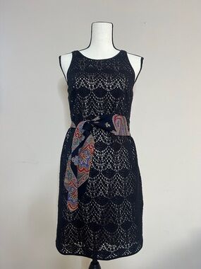 🎹🪗🎡🎠Loft Black Crochet Sleeveless Dress